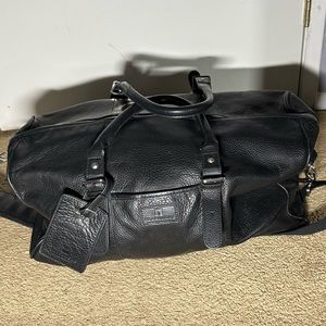 Trafalgar authentic leather black duffel bag